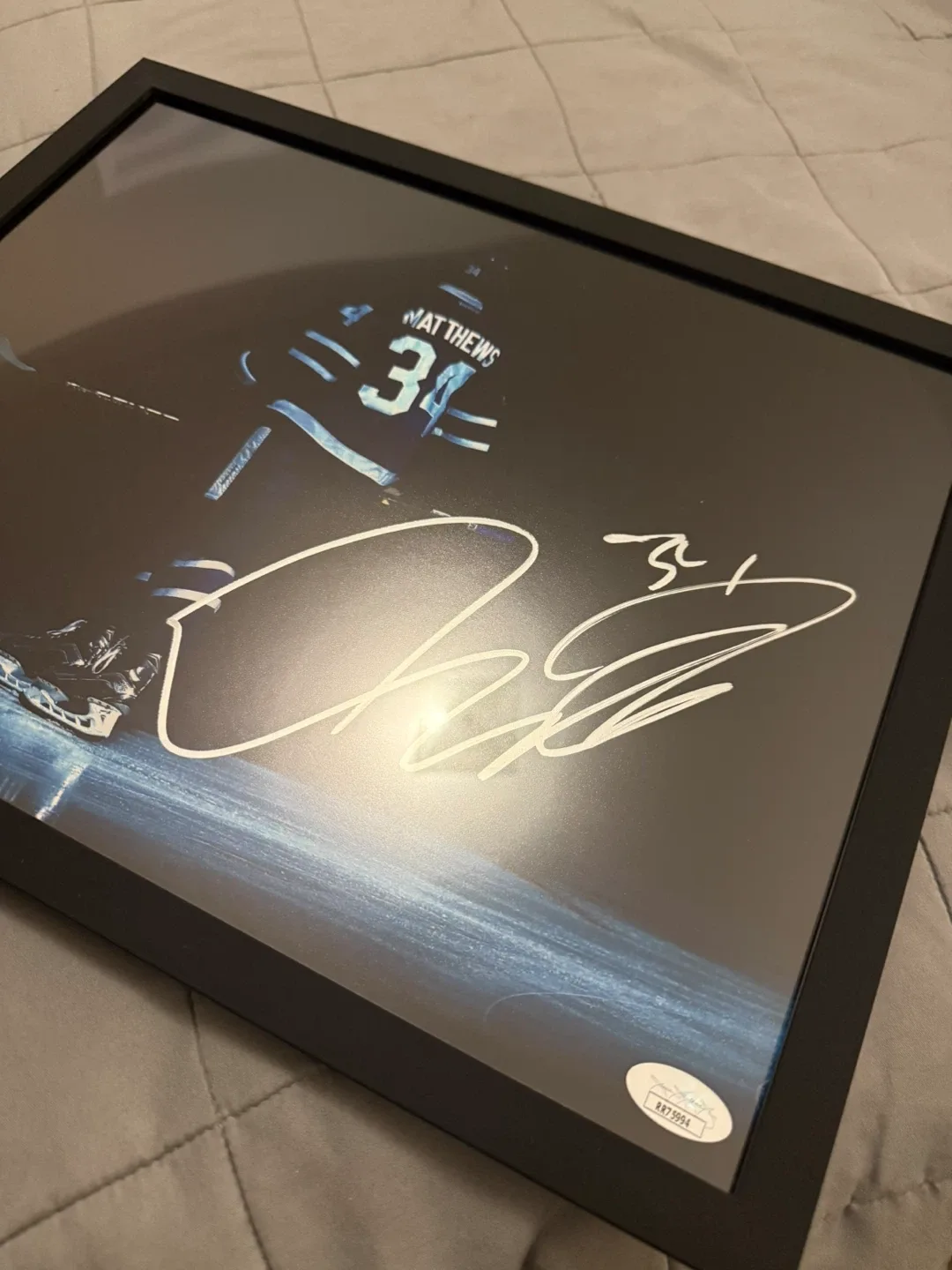 LOT OF 8 ITEMS*** TORONTO MAPLE LEAFS COLLECTION MEMORABILIA image indicator(4)