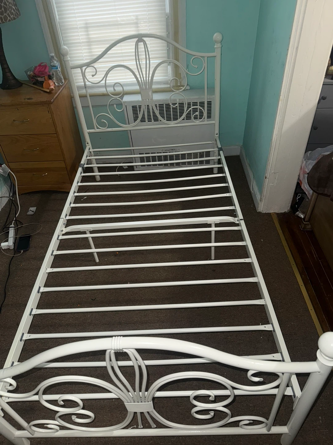 White Metal Bed Frame Size twin - photo 3