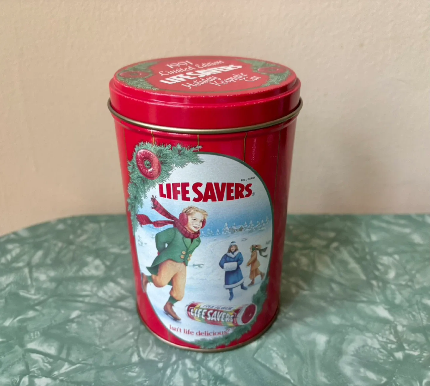 Life Savers 1991 Holiday Keepsake Tin #cleanout