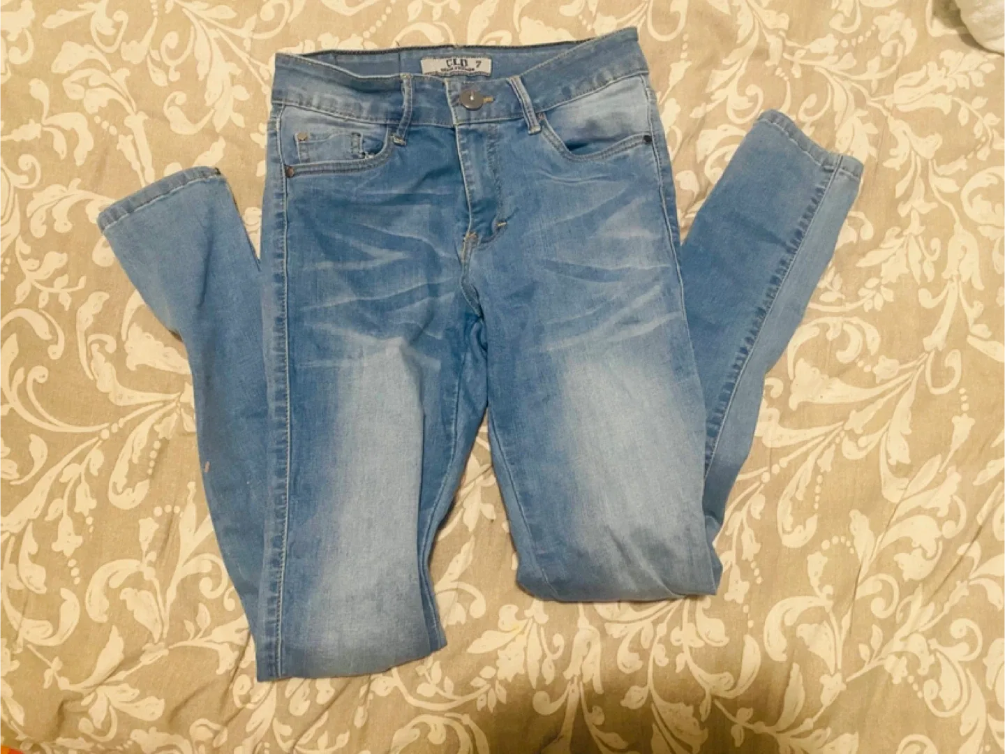 Women jeans - Light Wash size 7