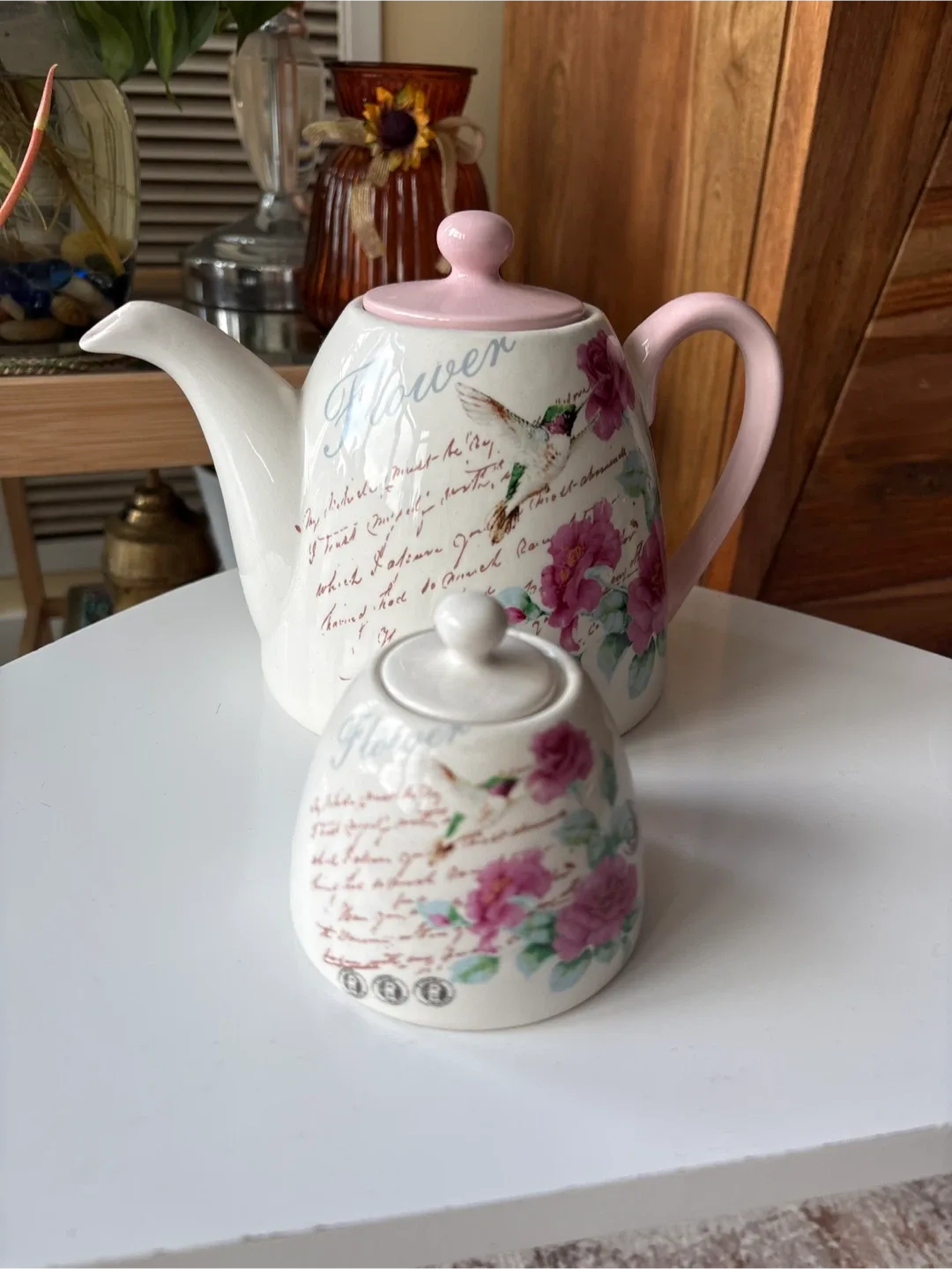 #’cleanout’ New Flower Teapot with Hummingbird Design