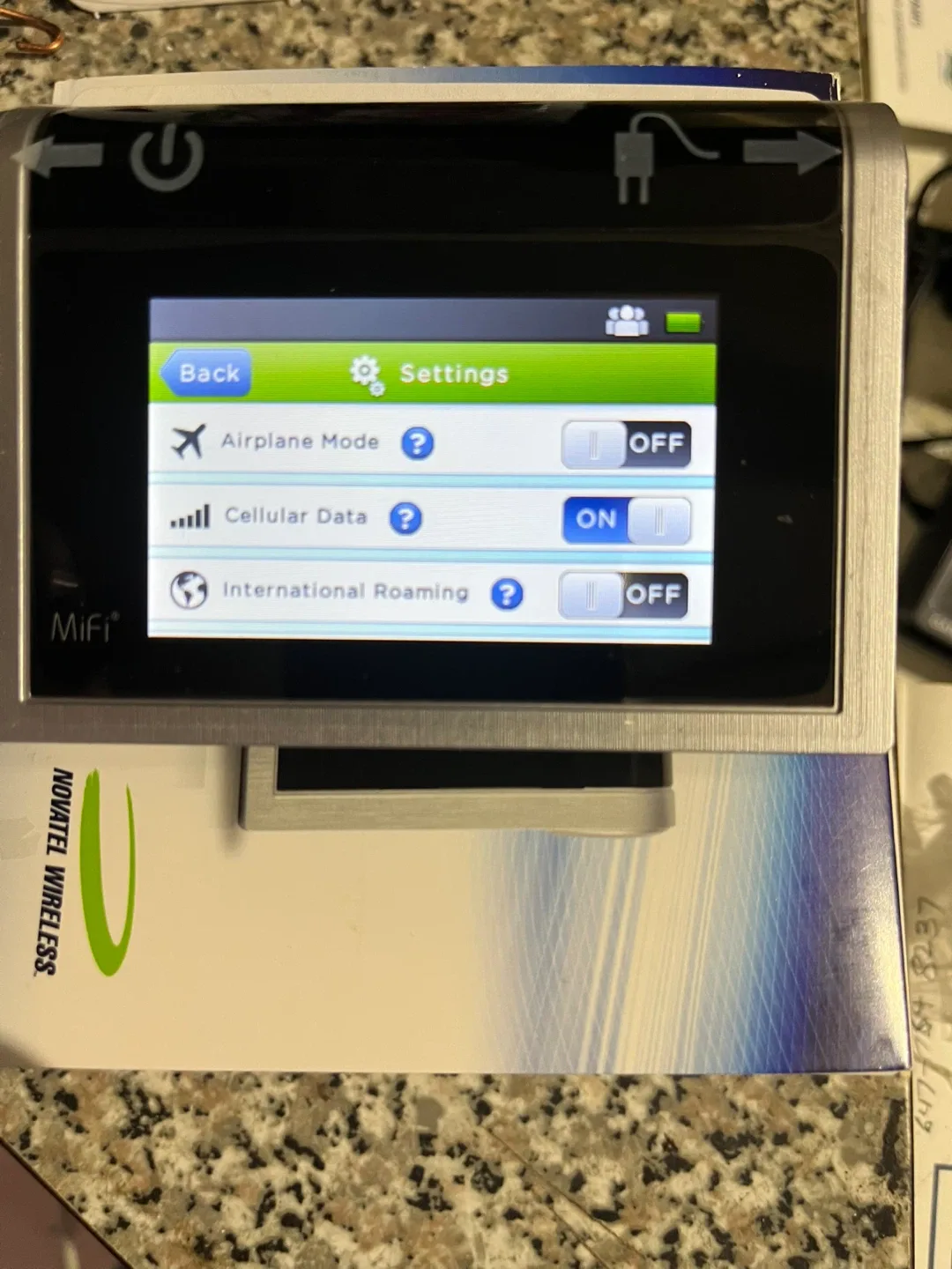 Novatel Wireless MiFi 2 Mobile Hotspot image indicator(3)