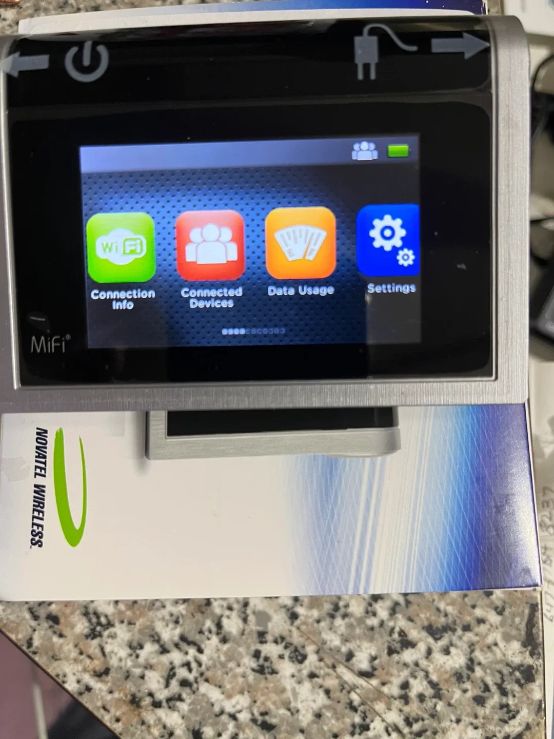 Novatel Wireless MiFi 2 Mobile Hotspot image indicator(4)