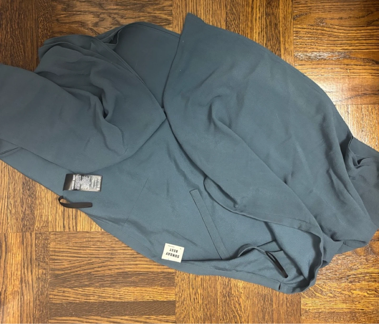 #Cleanout Aritzia Sunday Best Wrap Skirt - Size XL - photo 4