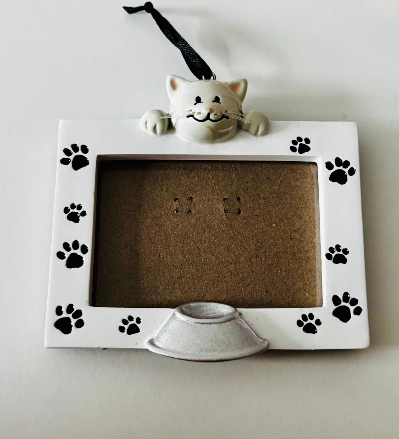 PolarX Cat-Themed White and Black Picture Frame Ornament - photo 4