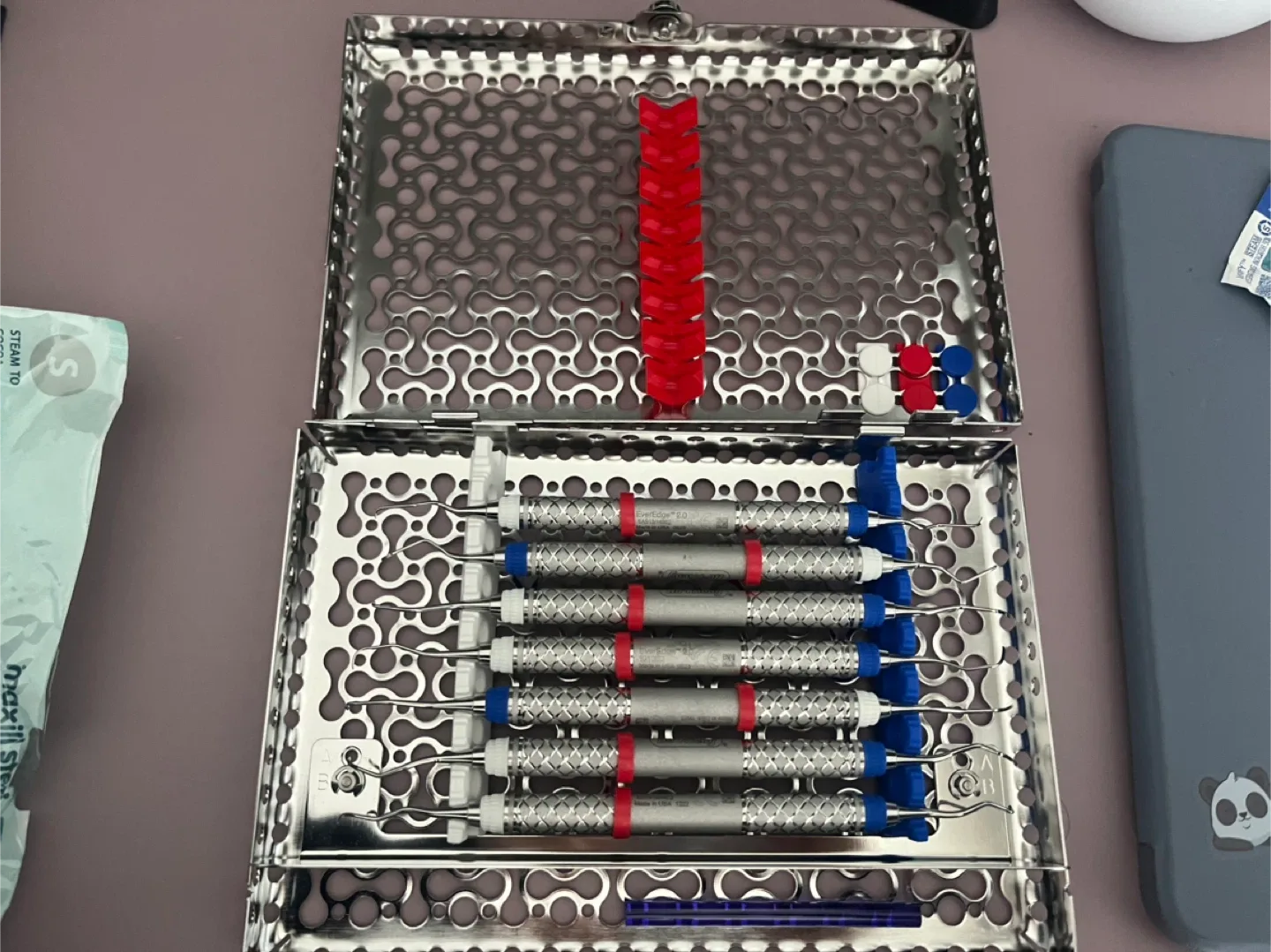 Hu-Friedy Dental Instrument Kit image indicator(2)