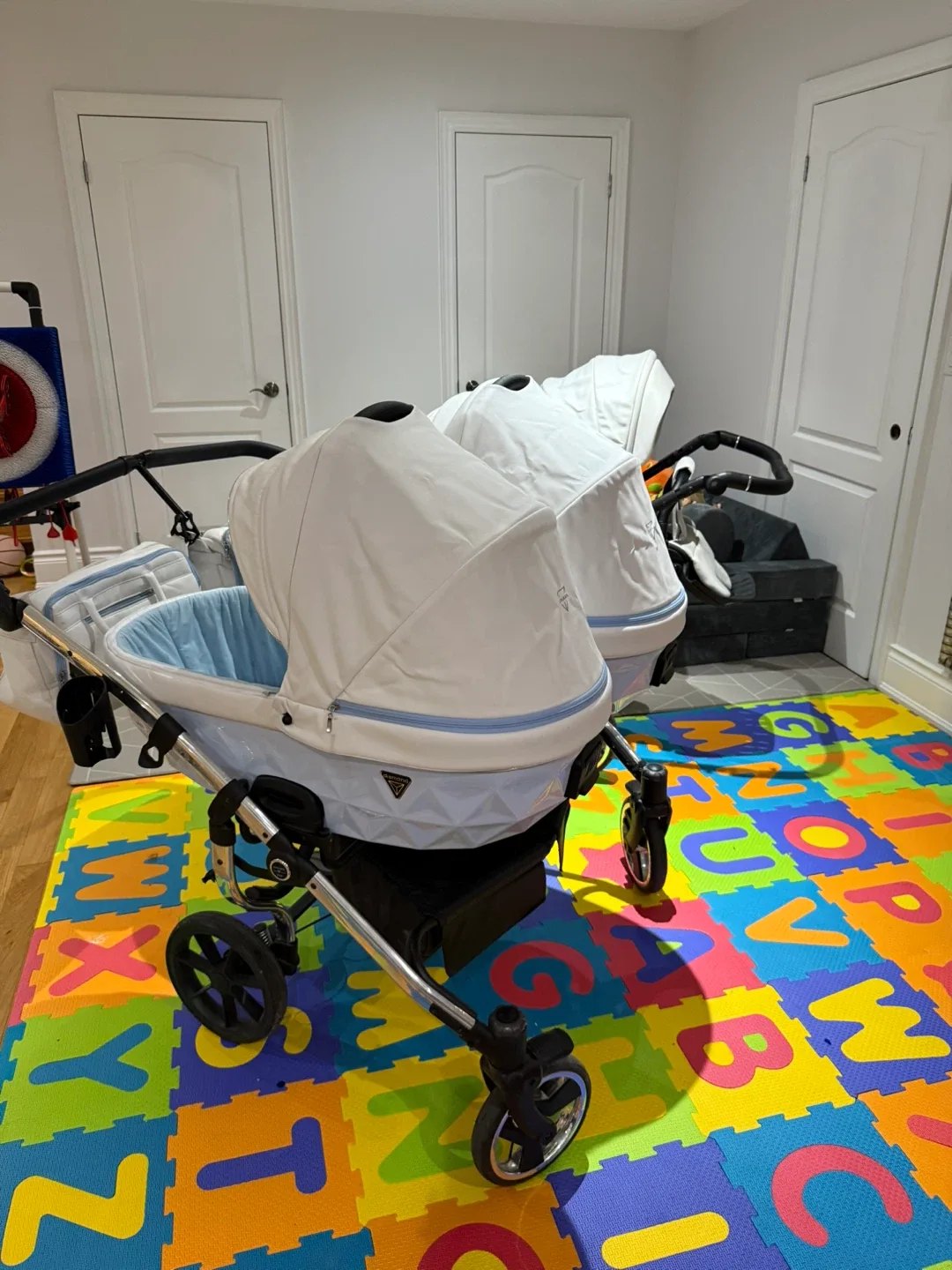 Junama Diamond Duo Twin Stroller