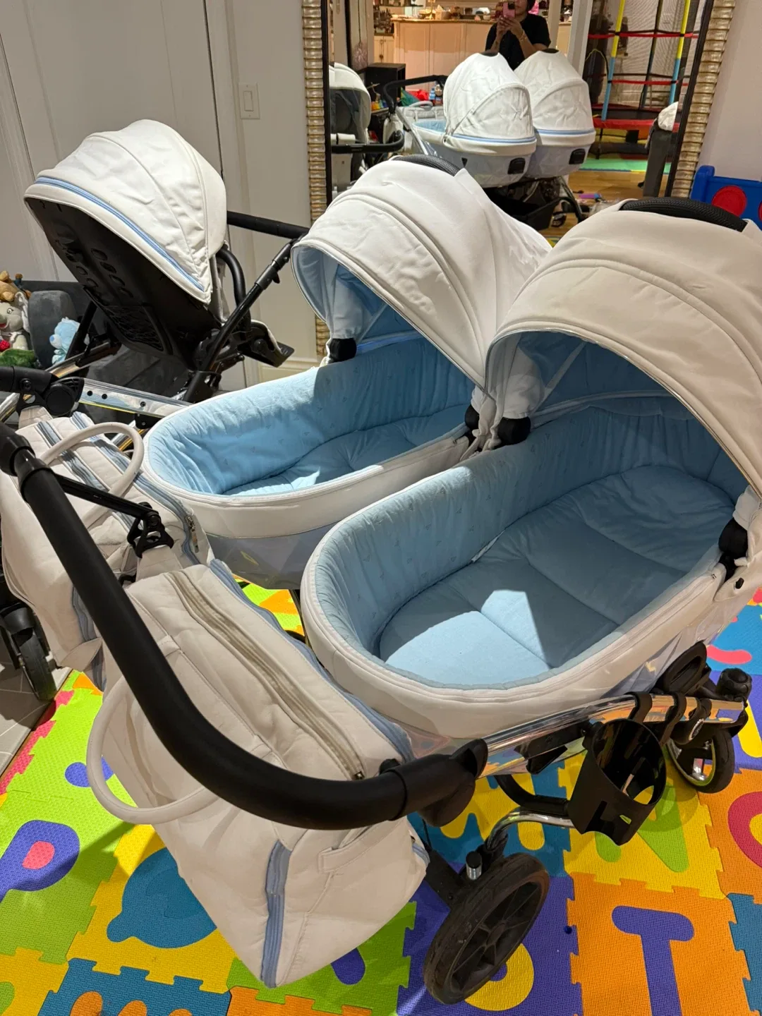 Junama Diamond Duo Twin Stroller image indicator(2)