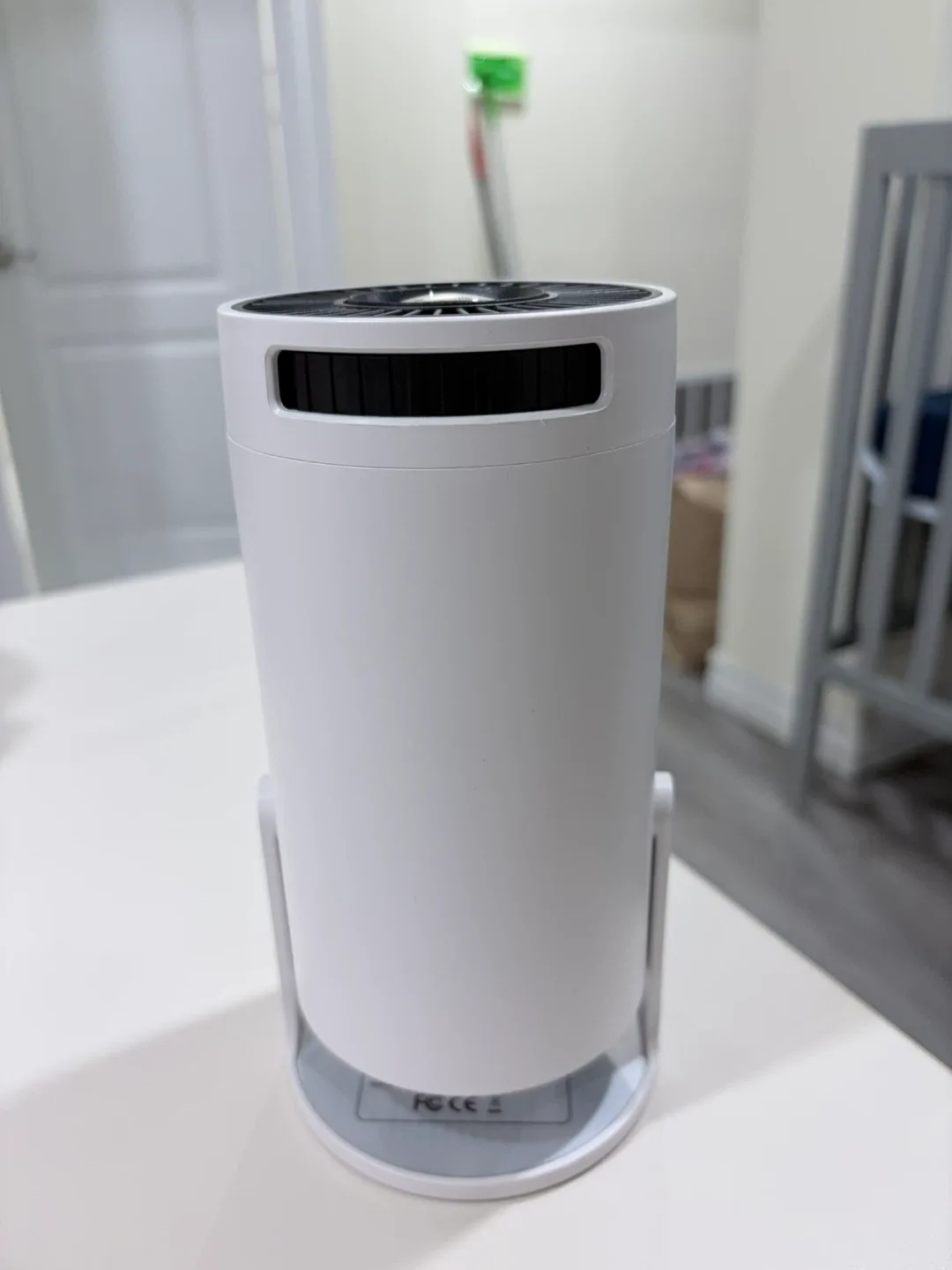 Mini led projector with remote