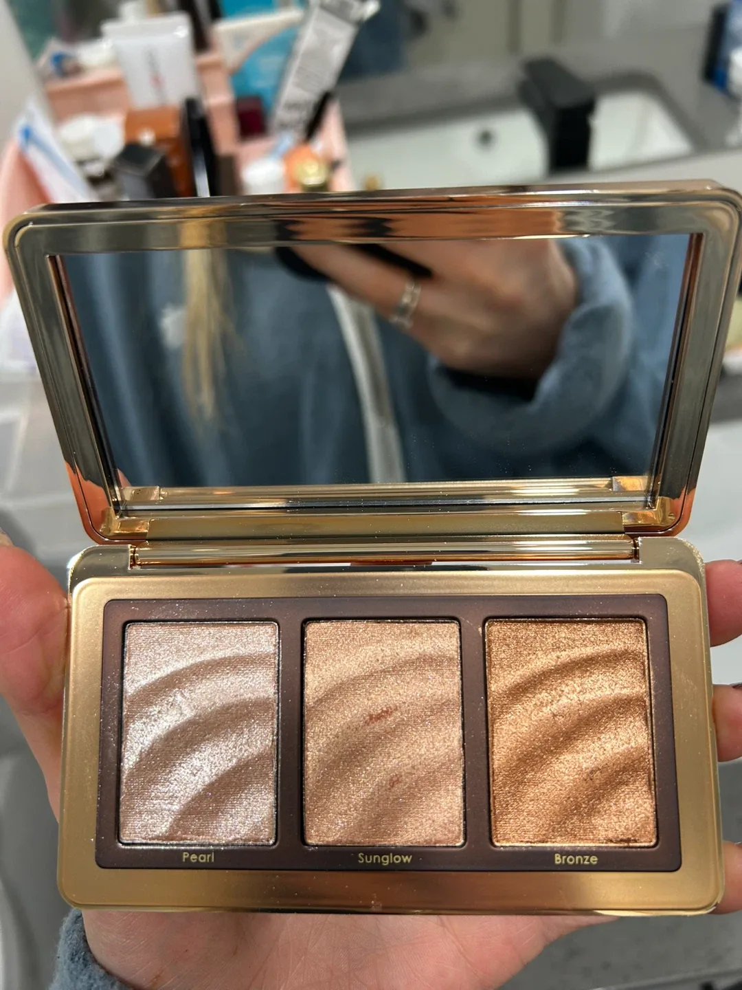 Natasha Denona Golden Highlighter Trio Palette image indicator(3)