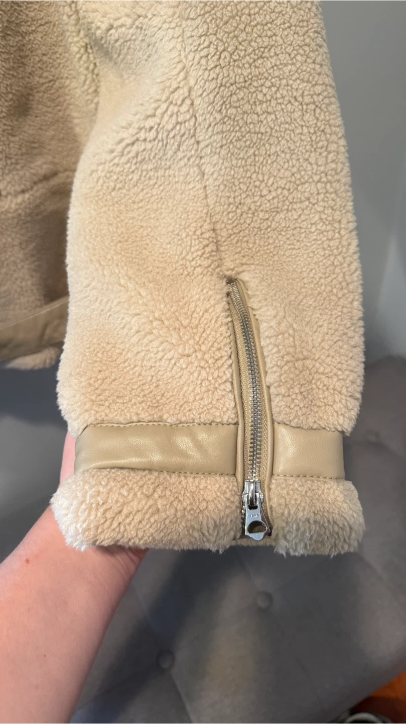 Zara Beige Sherpa Jacket - Size XL - photo 4
