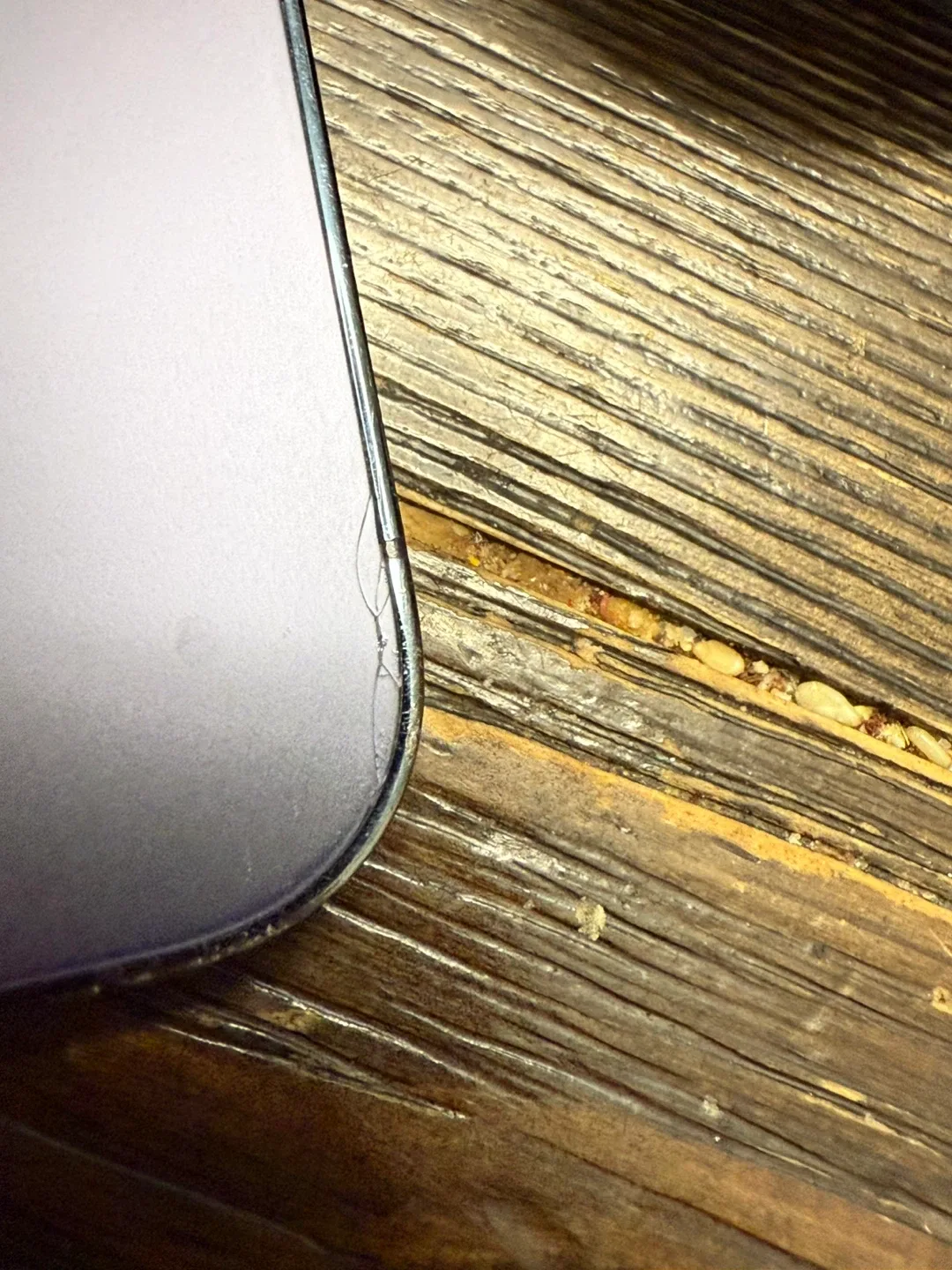 Cracked iPhone 14 Pro - Purple image indicator(7)