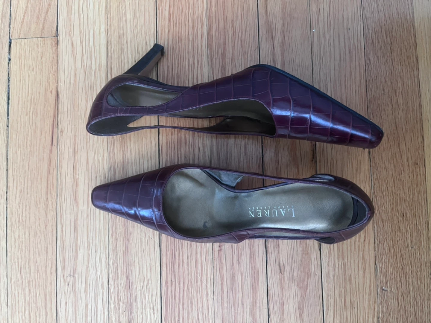 Lauren Ralph Lauren Burgundy Heels Size 7.5 - photo 3