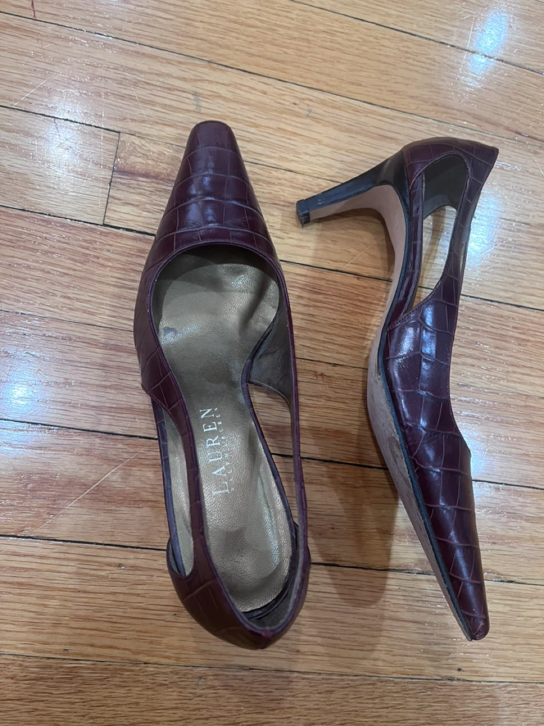 Lauren Ralph Lauren Burgundy Heels Size 7.5 - photo 5