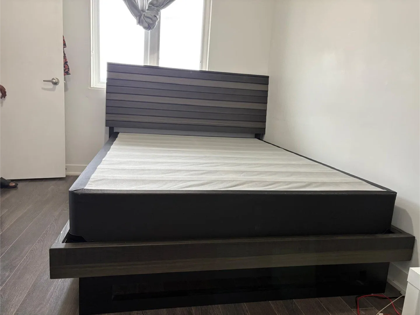 Queen Size Bed Frame image indicator(3)