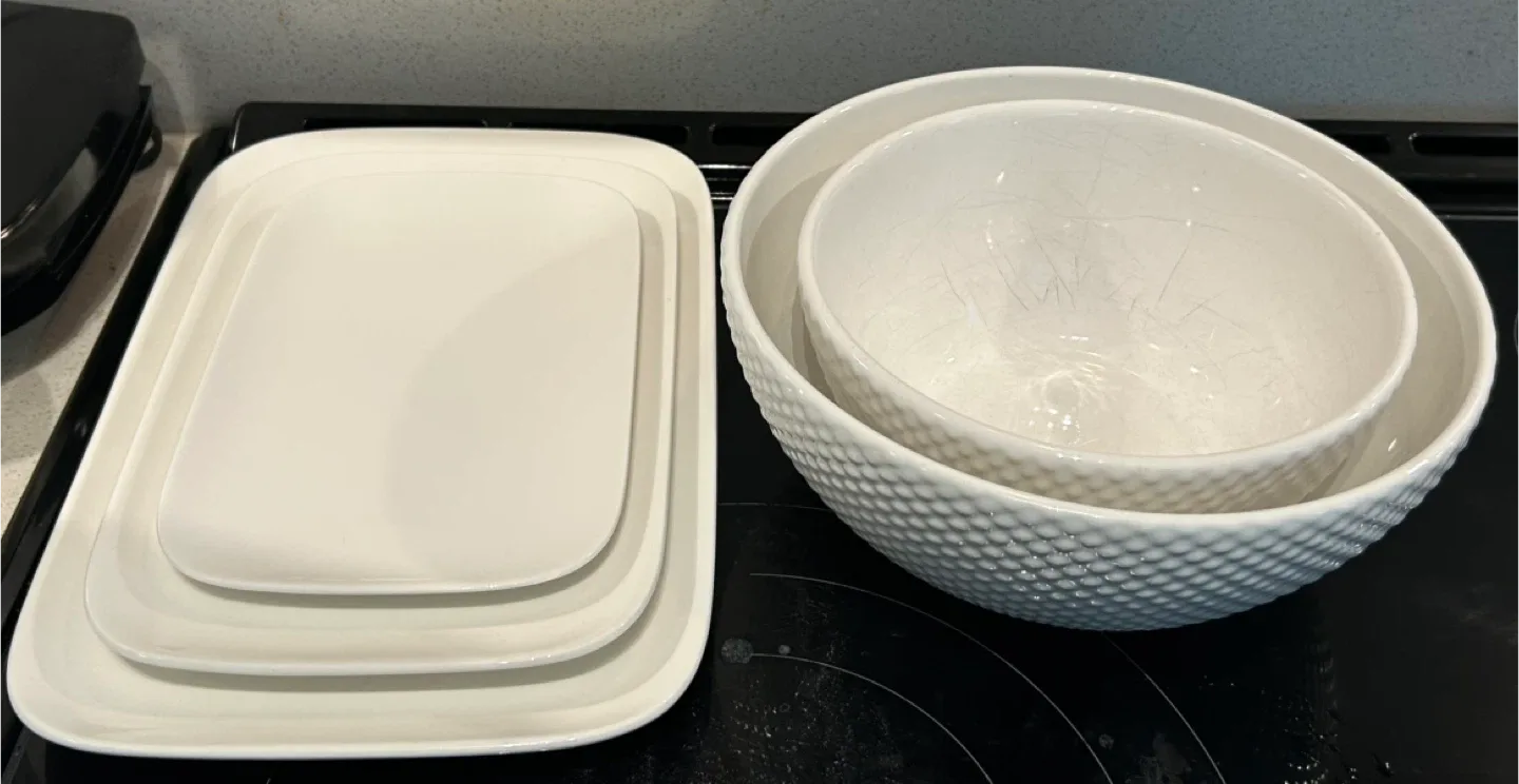 Set of 5 White Ceramics - #Cleanout image indicator(2)