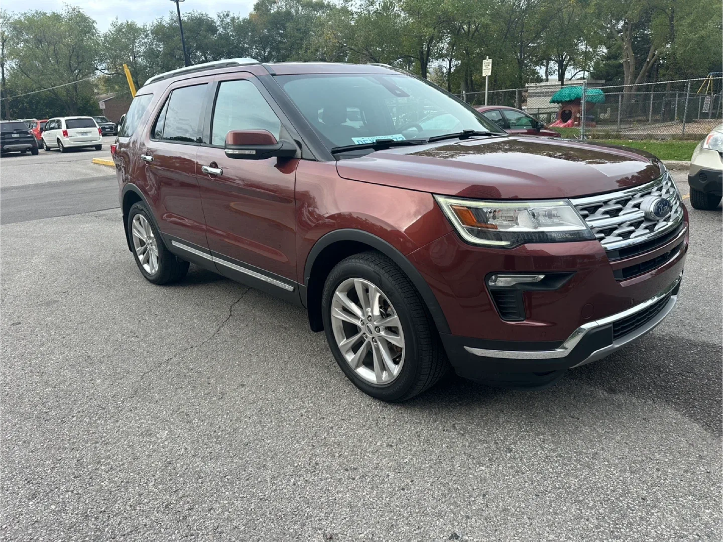 Ford Explorer Limited 4WD image indicator(2)