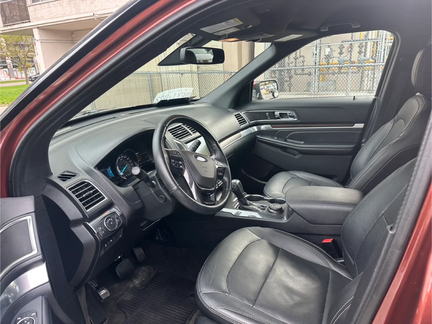 Ford Explorer Limited 4WD image indicator(8)