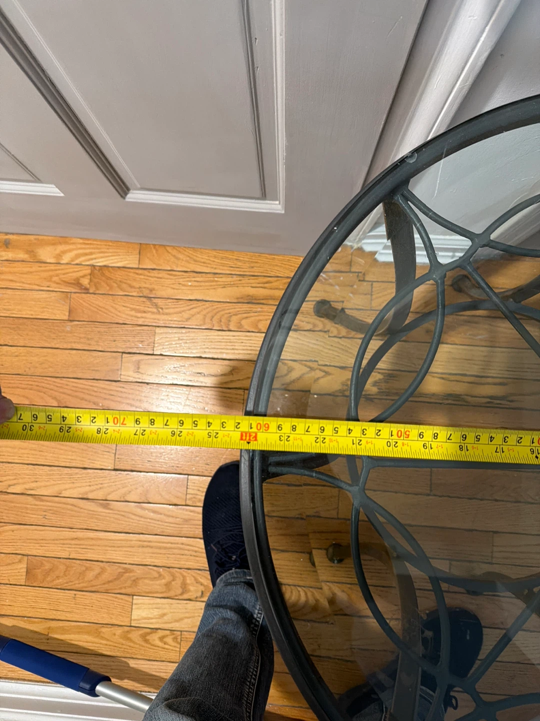 Round Glass Top Accent Table - 30" Diameter - photo 4