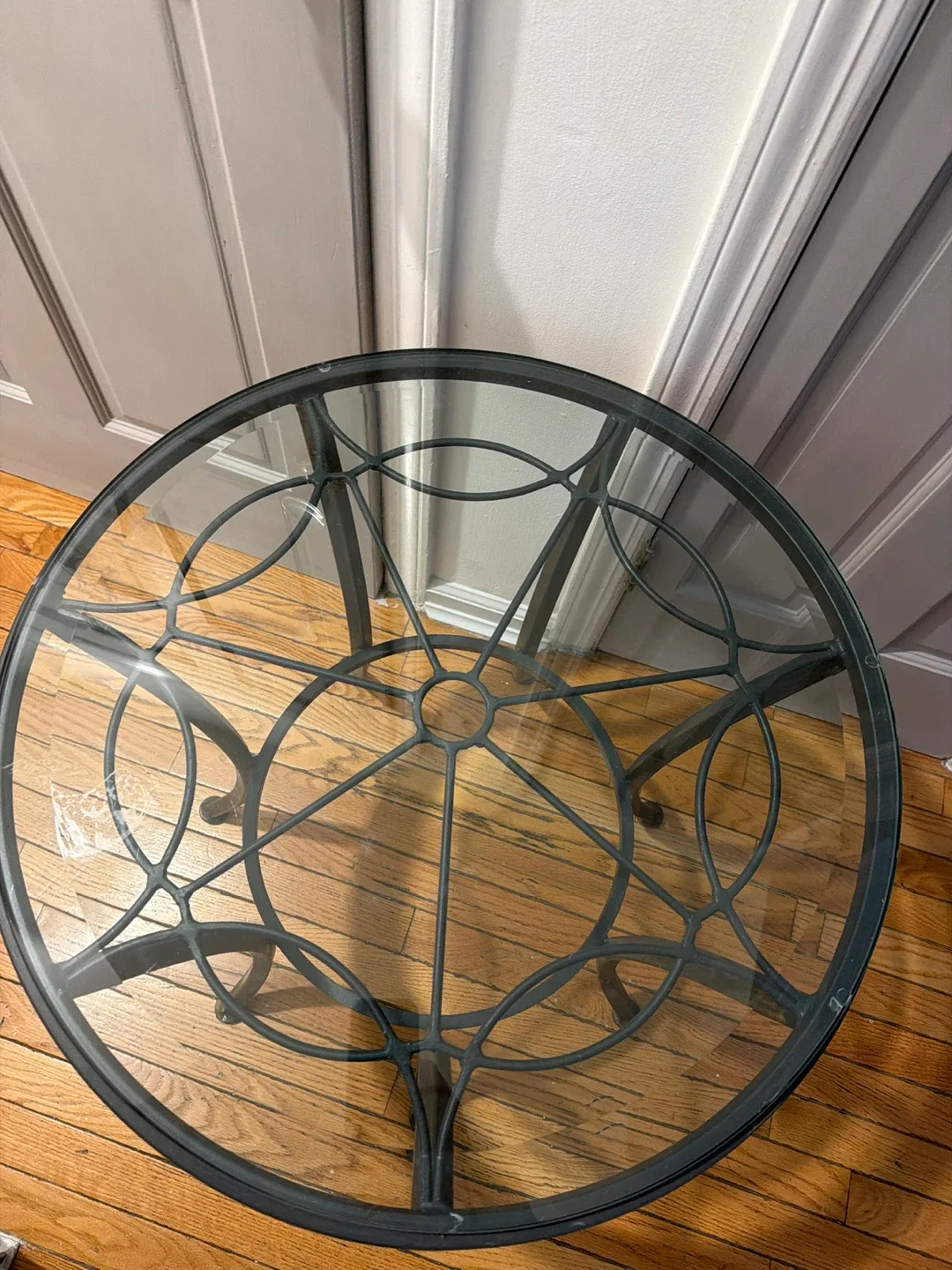 Round Glass Top Accent Table - 30" Diameter image indicator(3)
