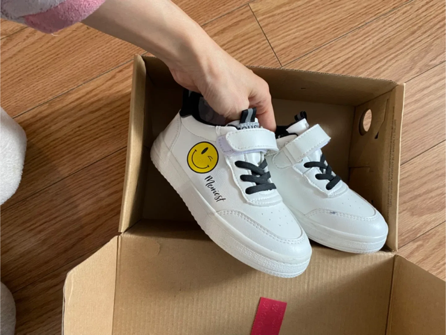 Brand New Kids Warm Shoes Furry Inside White Sneakers - Size 11