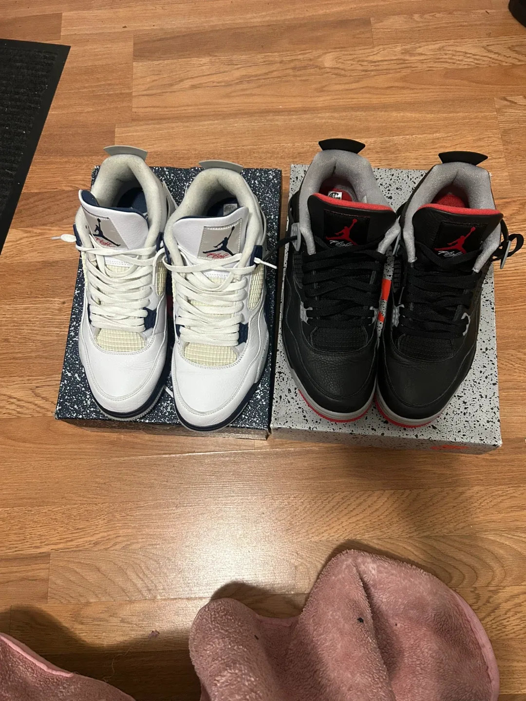Two pairs Nike Air Jordan 4 Retro Shoes bundle