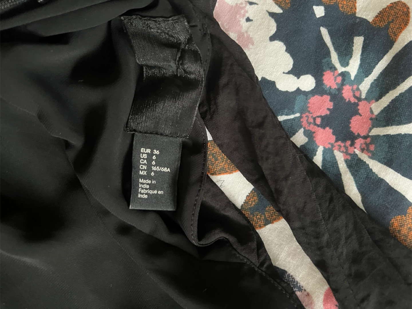 H&M Black Jumpsuit - Size 6 - photo 4