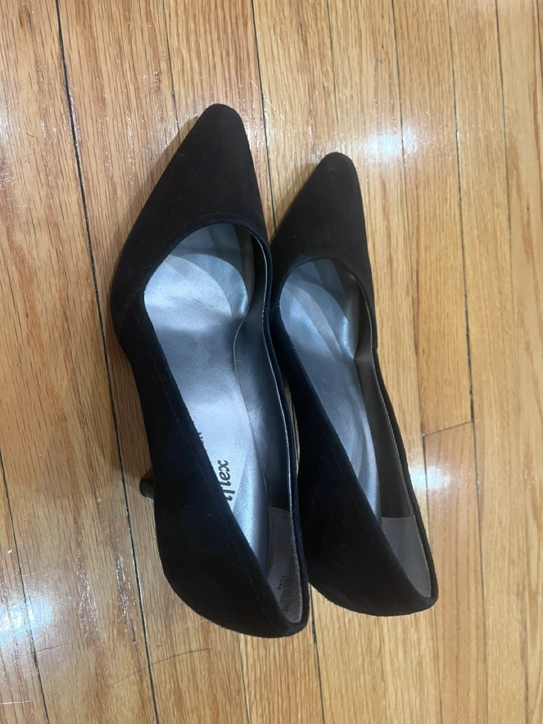 Anne Klein iflex Black Heels - Size 7.5 - photo 2