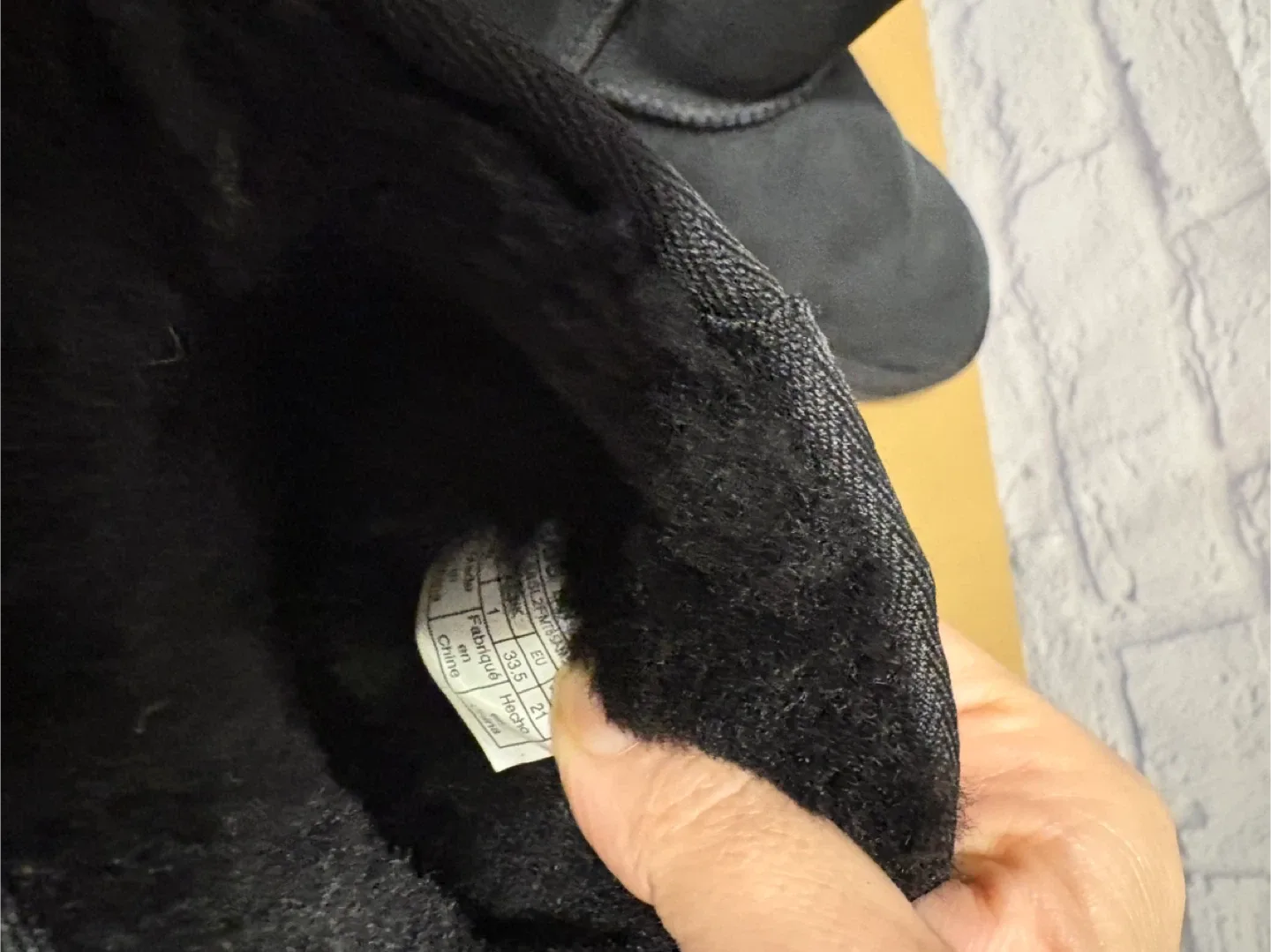 UGG Classic Short Black Boots Kids Size 2 image indicator(6)