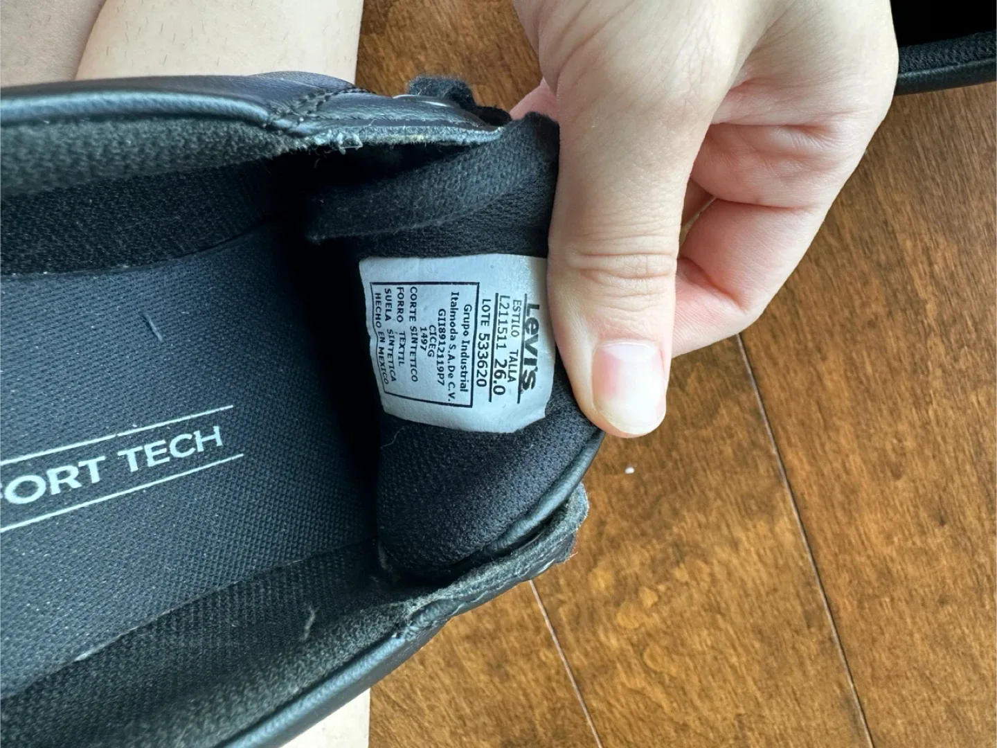 Levi's Black Sneakers - Size 8US image indicator(4)