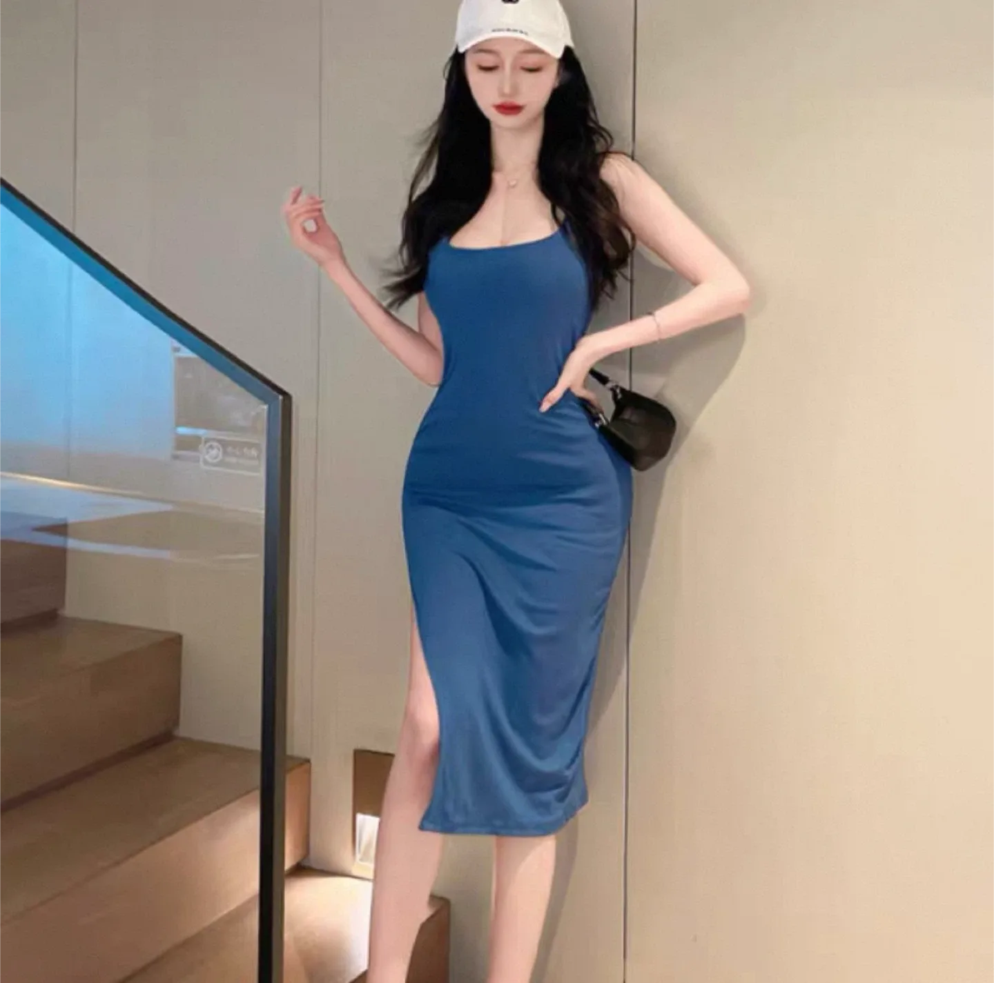 Blue Dress image indicator(2)