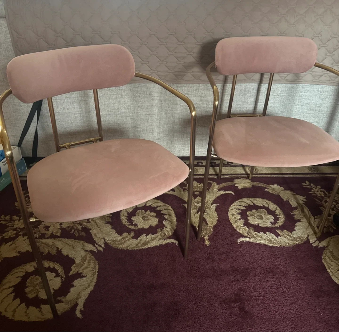 MUST‼️GO✅Pink Velvet Chair Set image indicator(2)