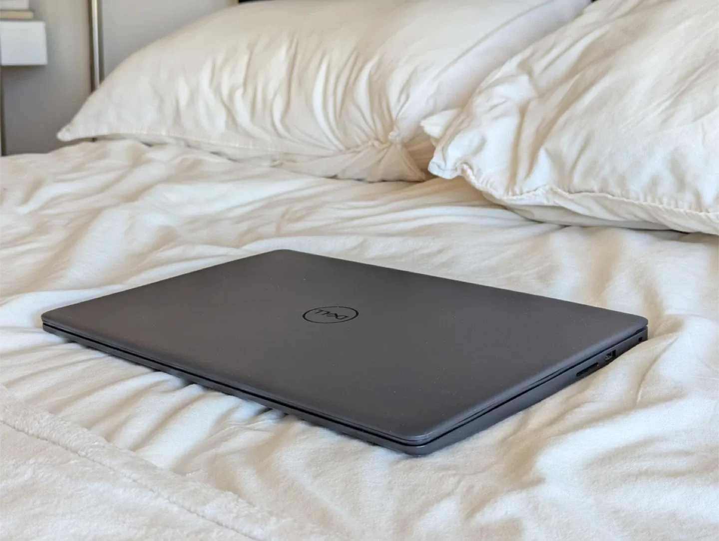 Dell Inspiron 3501 Laptop - Intel Core i5-11th Gen image indicator(6)