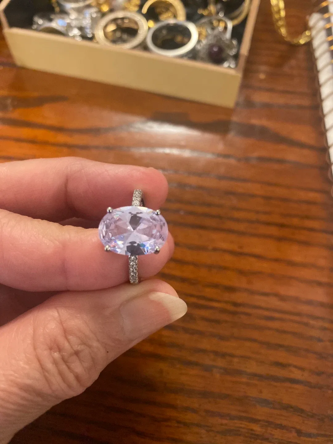 Oval Cut Silver Ring image indicator(3)