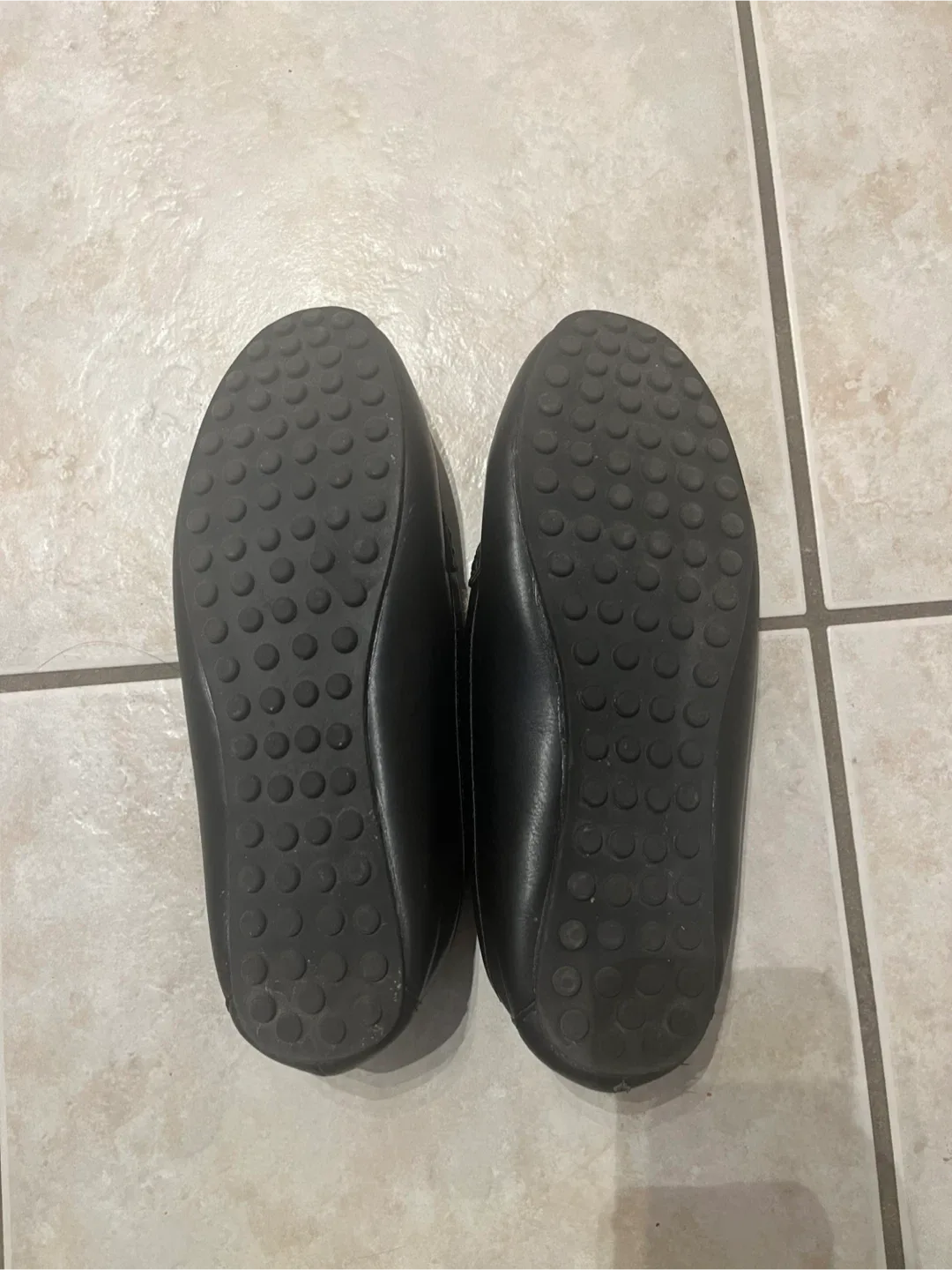 Old Navy Black Faux Leather Loafer Slippers image indicator(2)