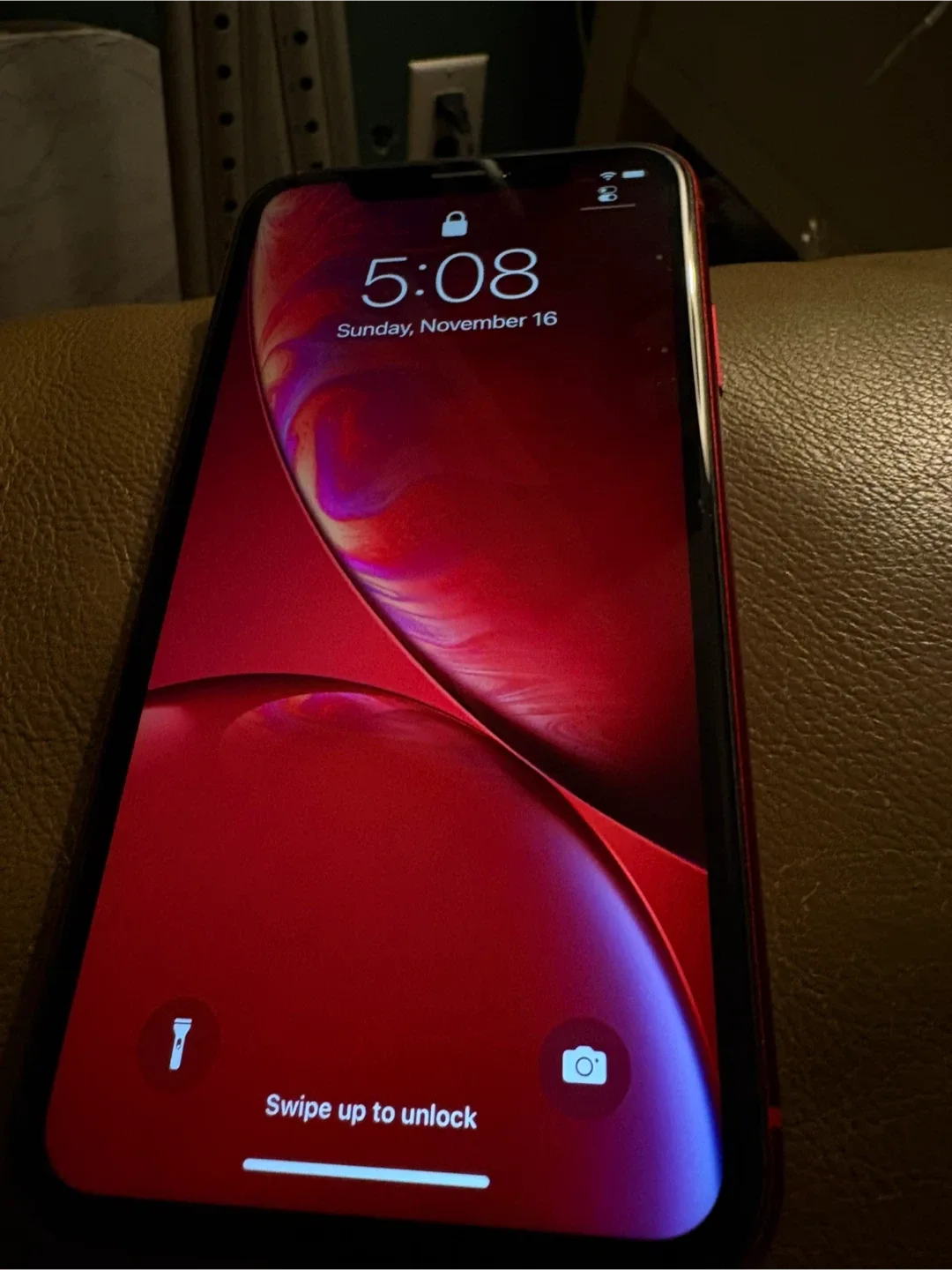 iPhone XR - Red