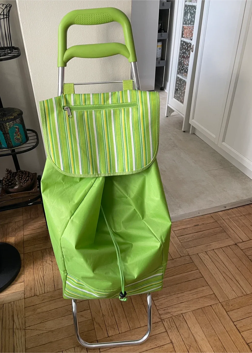 Green Shopping Trolley