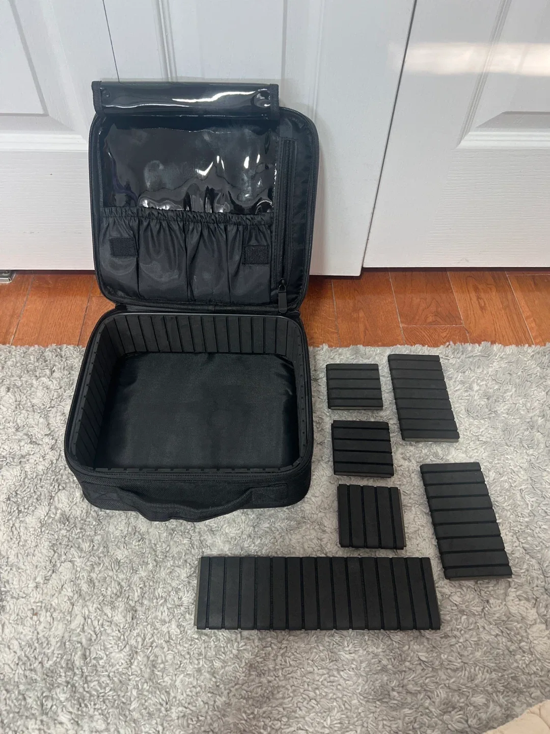 Adjustable Black Makeup Travel Case