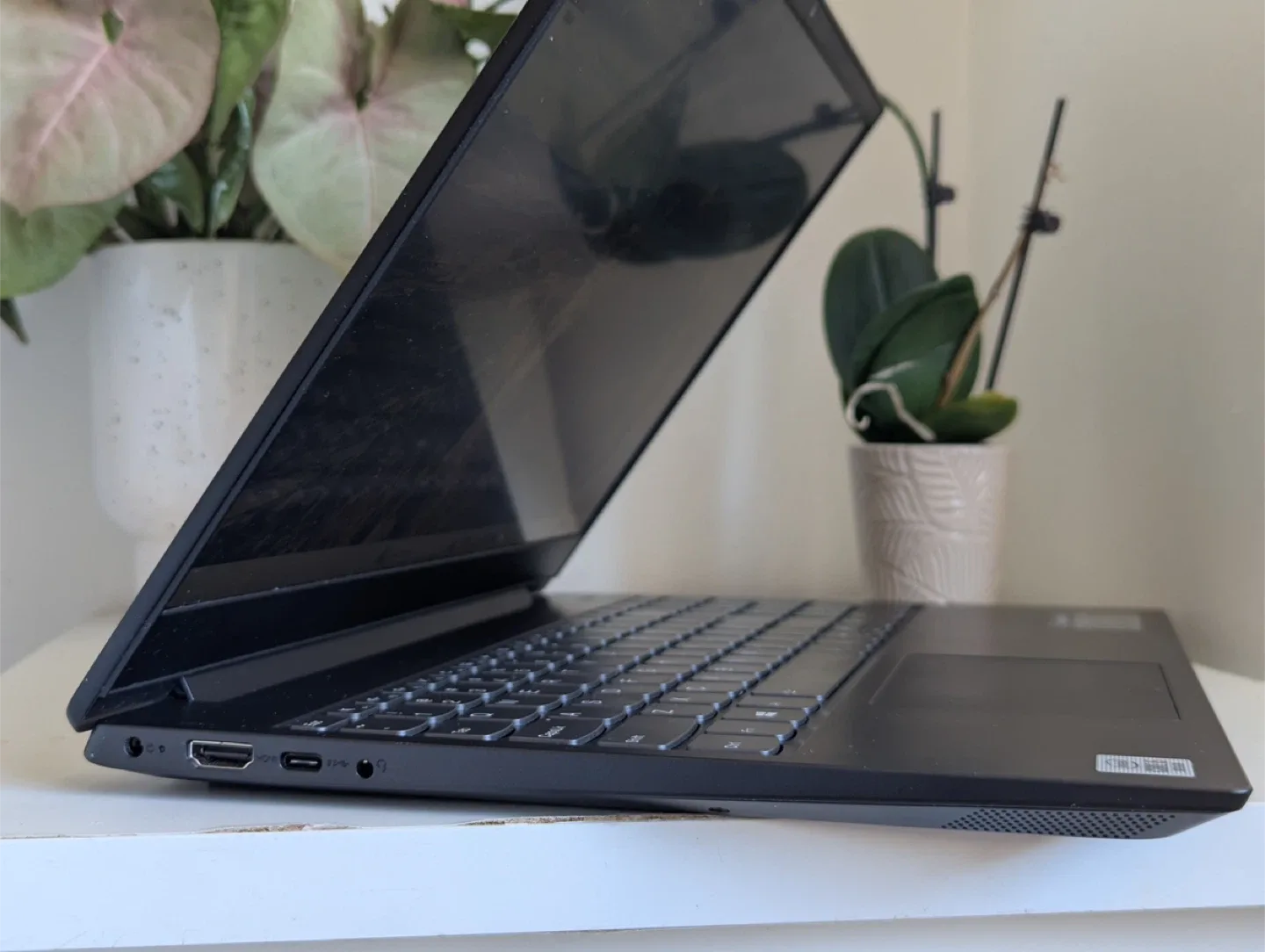 Lenovo IdeaPad S340 Laptop / i5-10th Gen / 12Gb RAM / 500Gb SSD image indicator(3)