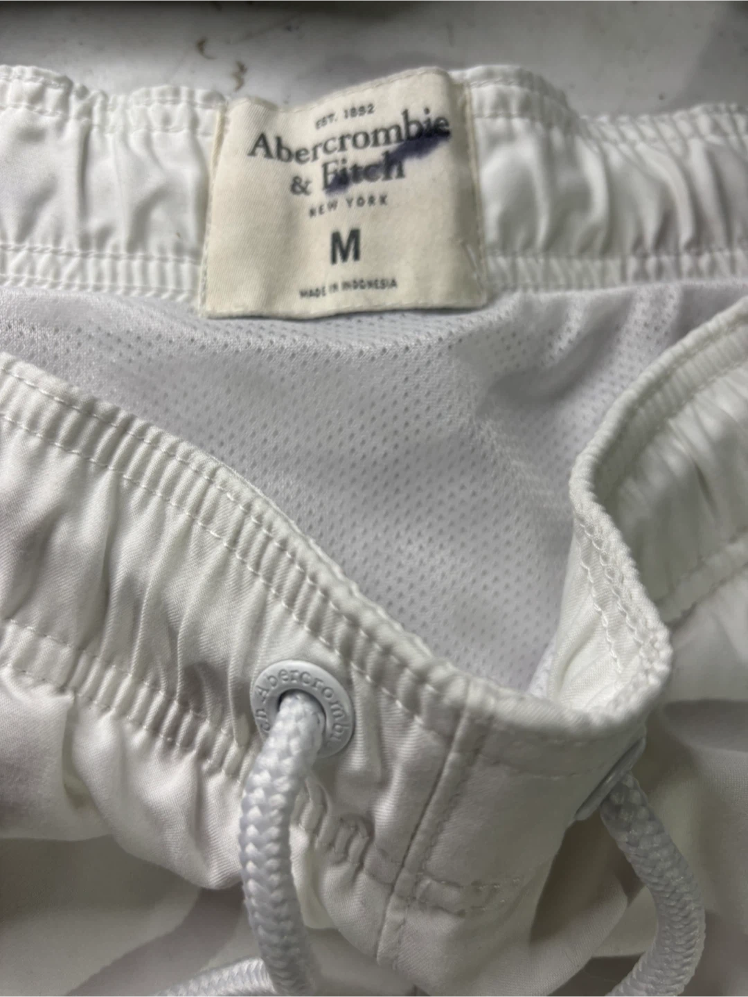 Abercrombie & Fitch White Swim Shorts - Size M - photo 4