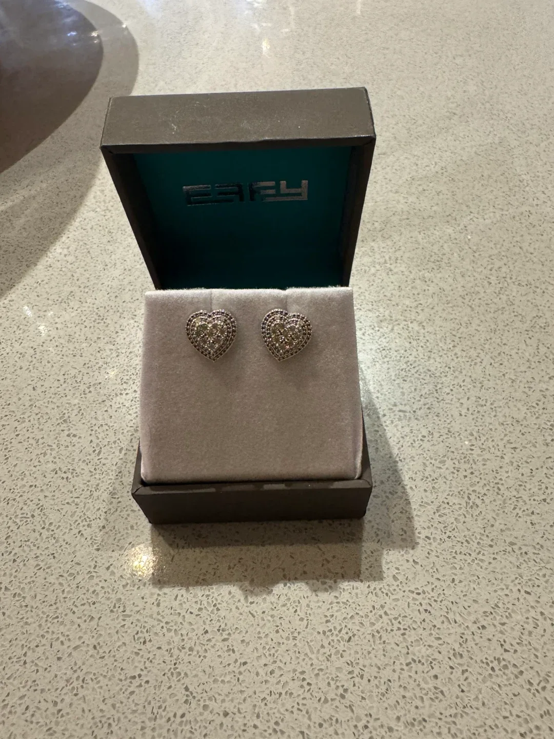 BRAND NEW Effy Heart Earrings image indicator(3)