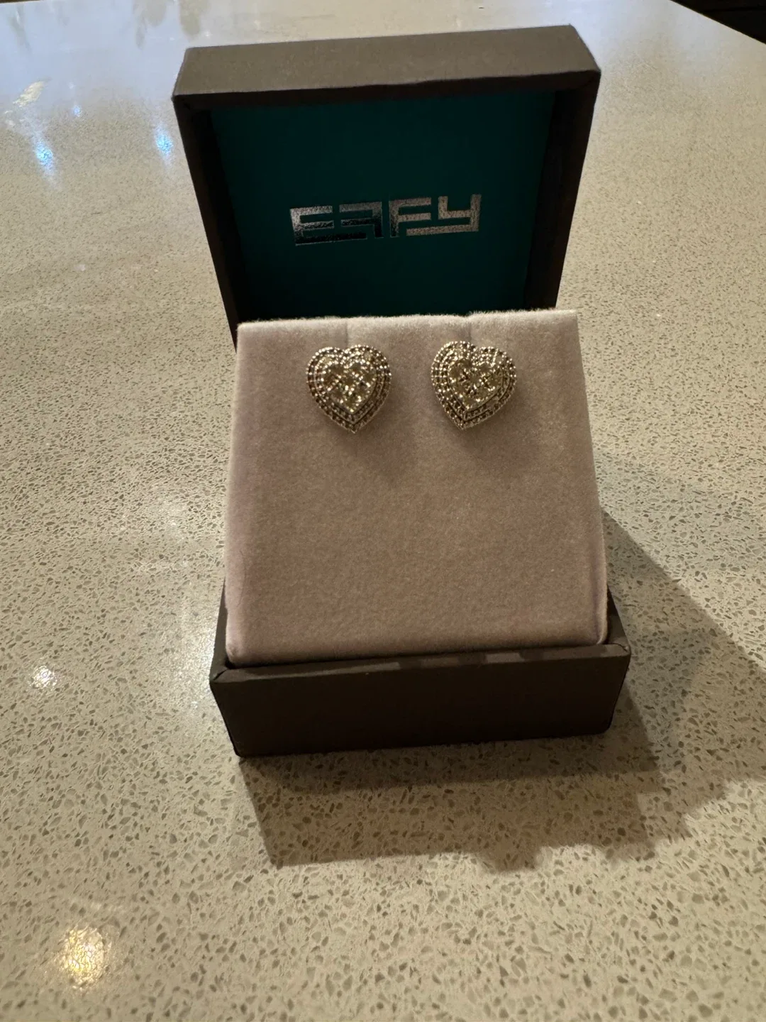 BRAND NEW Effy Heart Earrings image indicator(4)