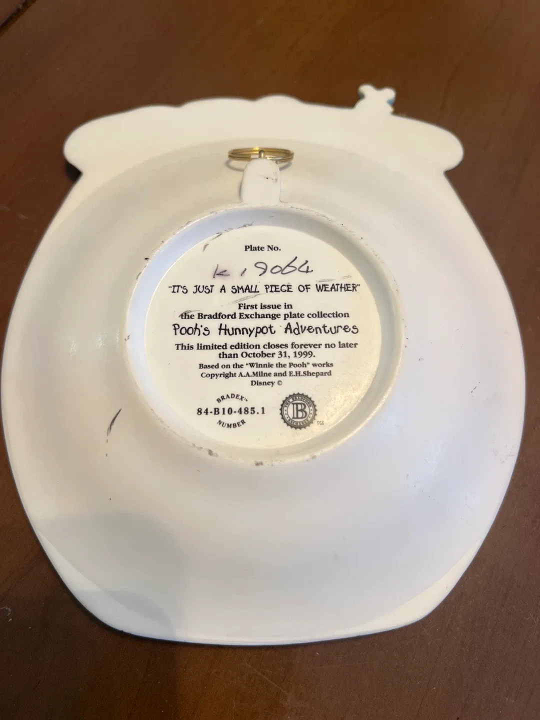 Bradford Exchange Pooh's Humypot Adventures Plate image indicator(2)