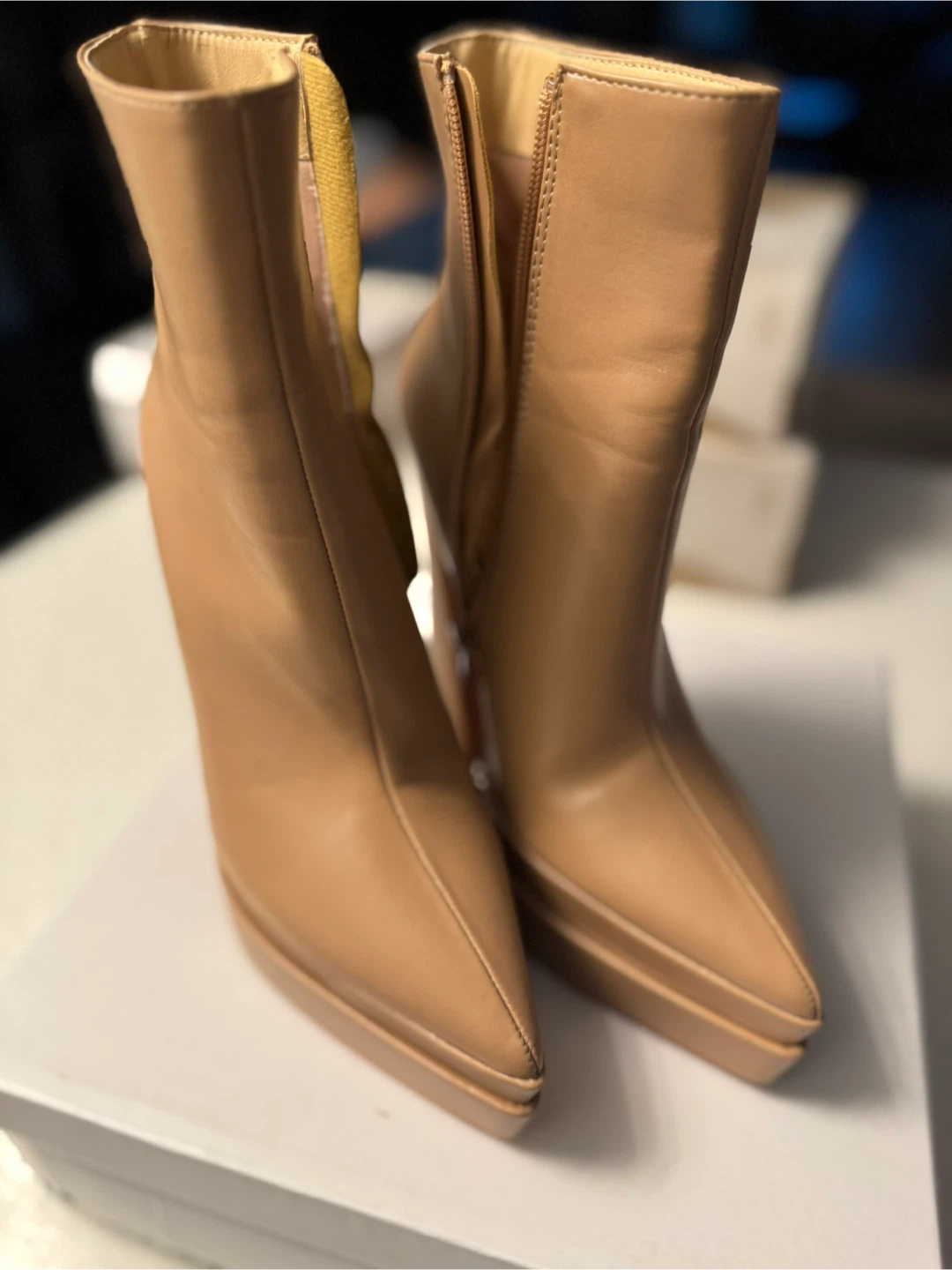 PrettyLittleThing Platform Boots - Size 6 - photo 2