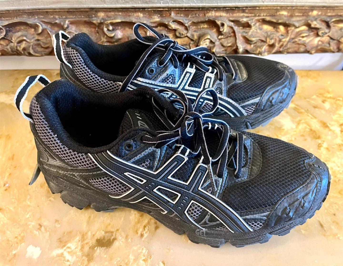 Asics Running Shoes - Size 8 US - photo 4