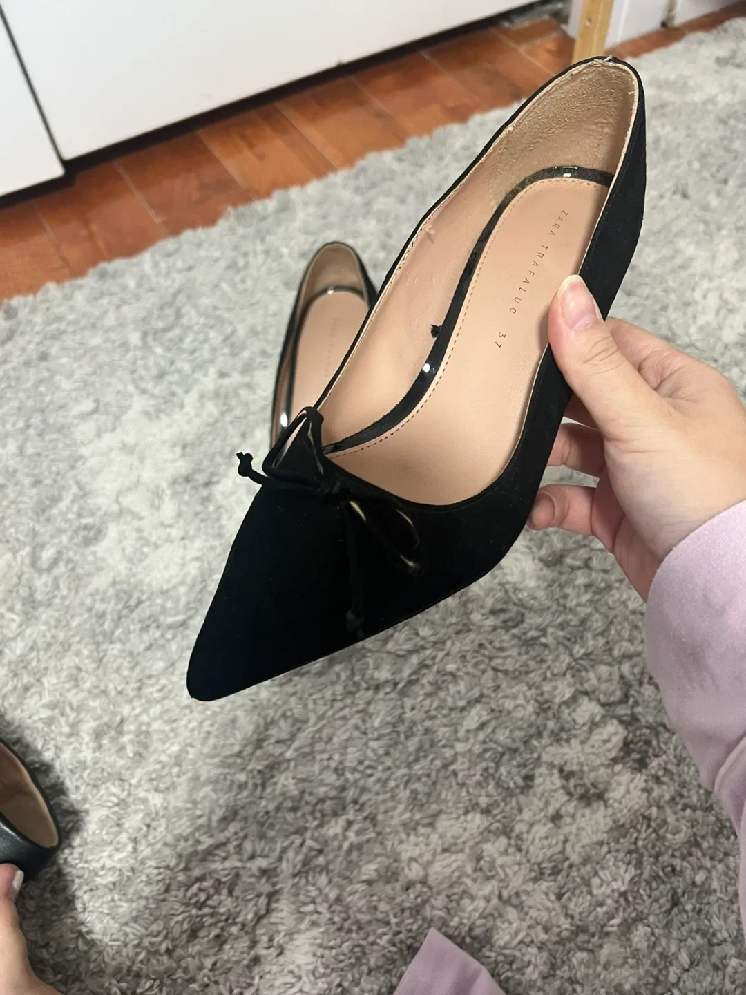 Zara Black Kitten Heels - Size 37 image indicator(3)