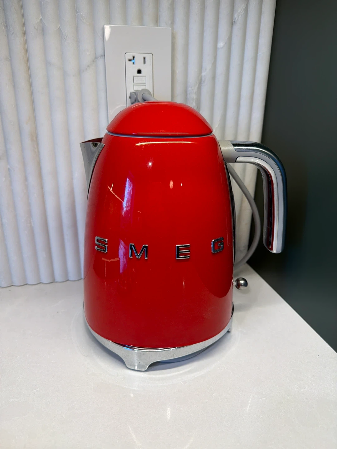 SMEG Red Electric Kettle