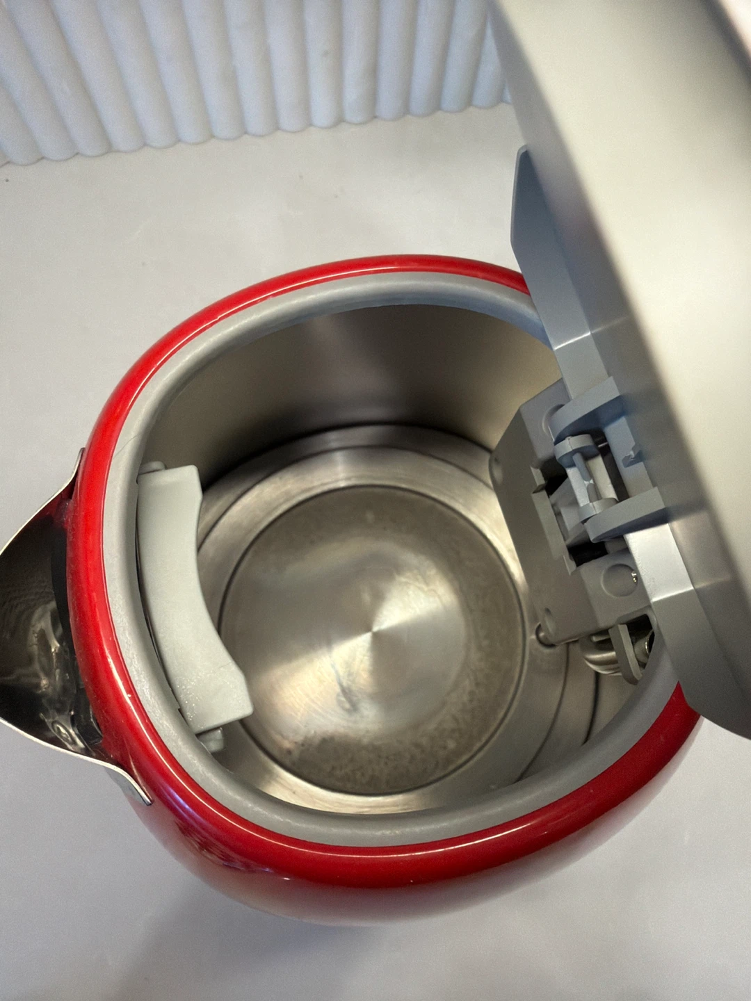 SMEG Red Electric Kettle - photo 3