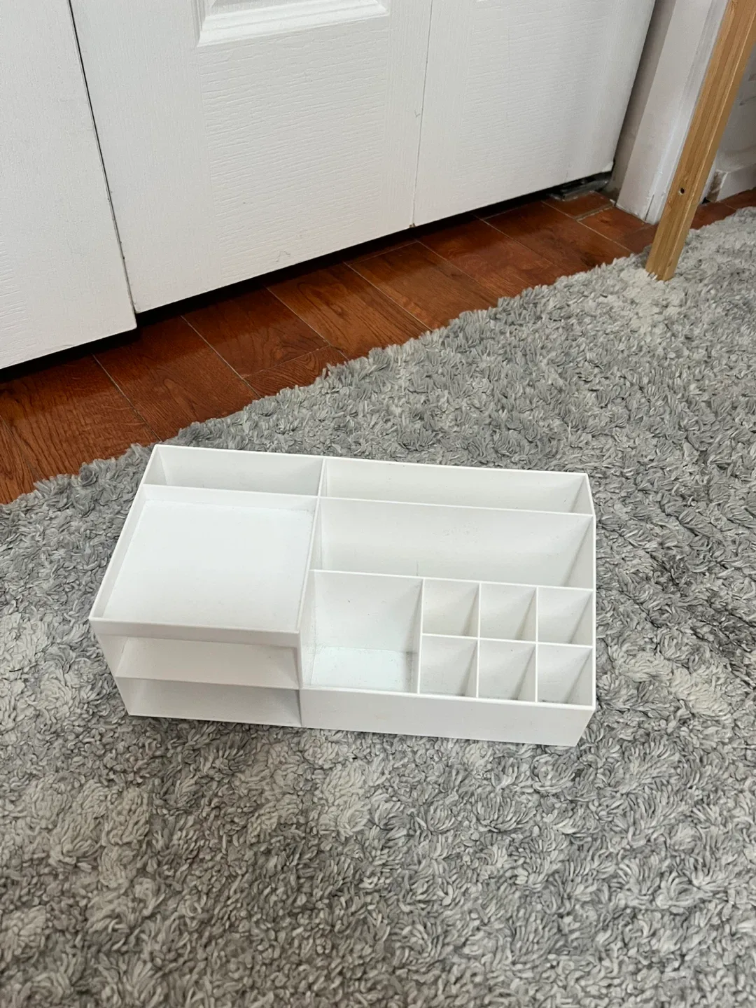 White Plastic Makeup Organizer