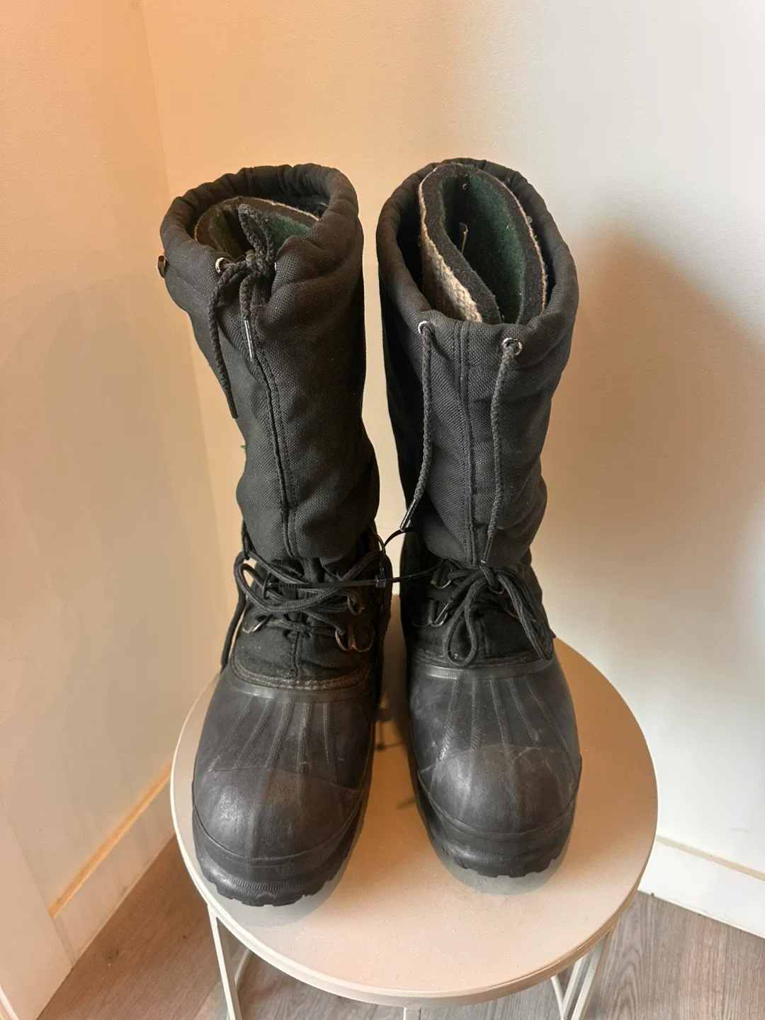 Safety bots Sorel NM8020 winter boots - size 9 image indicator(3)